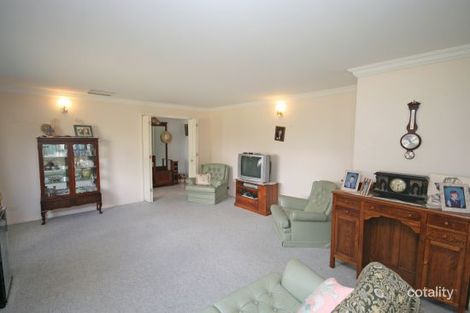 Property photo of 25 Coorigil Street Hillvue NSW 2340