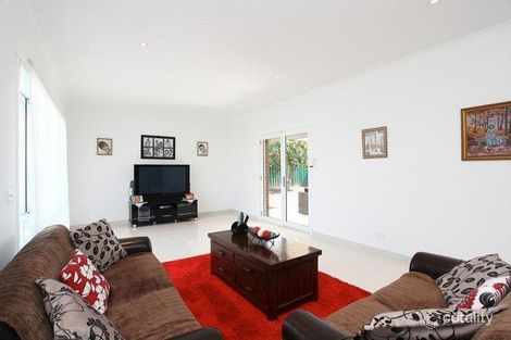 Property photo of 18 Lewis Avenue Burnside VIC 3023