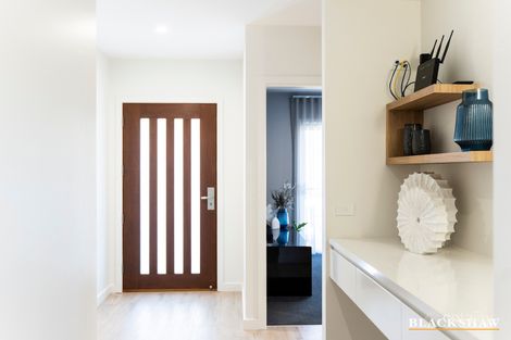 Property photo of 44 Zealie Bend Googong NSW 2620