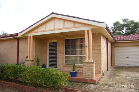 8/64 Ballandella Rd, Toongabbie, NSW 2146