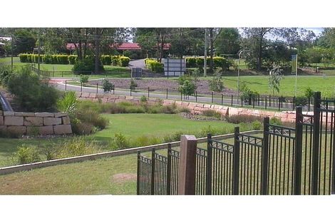 Property photo of 16 Knightsbridge Drive Chuwar QLD 4306