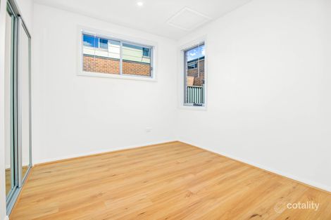 Property photo of 12/27 Tungarra Road Girraween NSW 2145