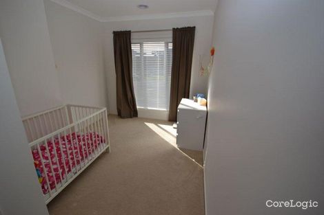 Property photo of 81 Lennon Parkway Derrimut VIC 3026