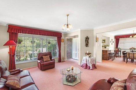 Property photo of 39 Pemberton Boulevard Lisarow NSW 2250