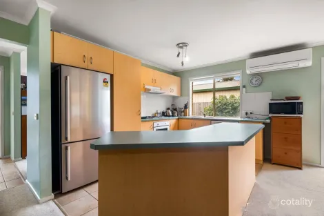 Property photo of 3 Trixia Place Leopold VIC 3224