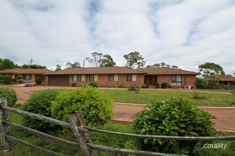 Property photo of 40 Moores Way Glenmore NSW 2570