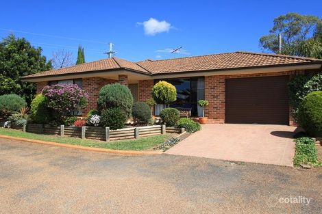 Property photo of 40 Moores Way Glenmore NSW 2570