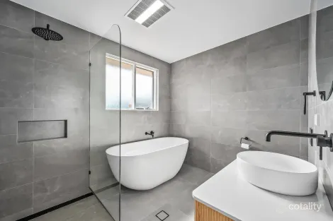 Property photo of 35 Fraser Avenue Happy Valley SA 5159