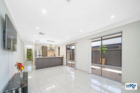 Property photo of 18 Holdsworth Avenue Aveley WA 6069