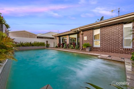 Property photo of 13 Fallon Drive Middle Ridge QLD 4350