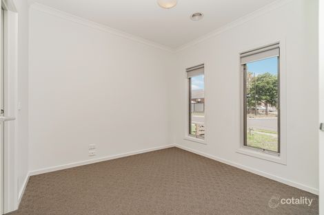 Property photo of 31 Pearl Drive Craigieburn VIC 3064