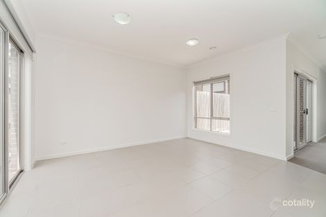 Property photo of 31 Pearl Drive Craigieburn VIC 3064