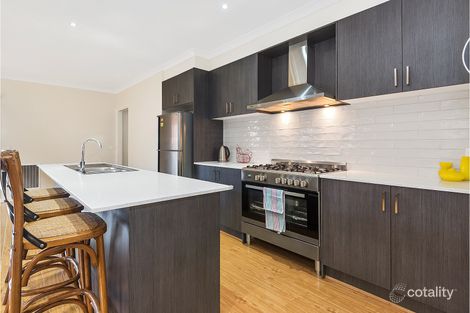 Property photo of 71 Wattletree Street Craigieburn VIC 3064