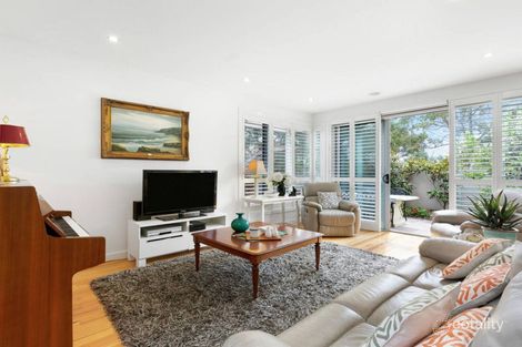 Property photo of 19 Tanti Avenue Mornington VIC 3931