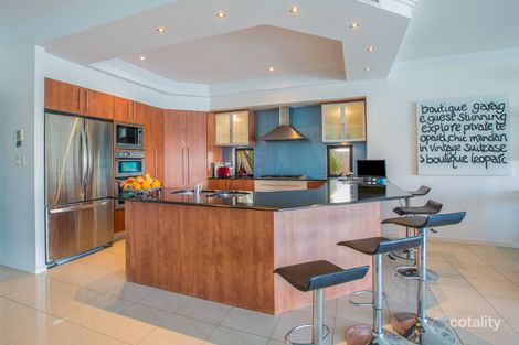 60 The Peninsula, Helensvale, QLD 4212