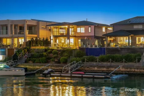 Property photo of 62 Clipper Quay Safety Beach VIC 3936