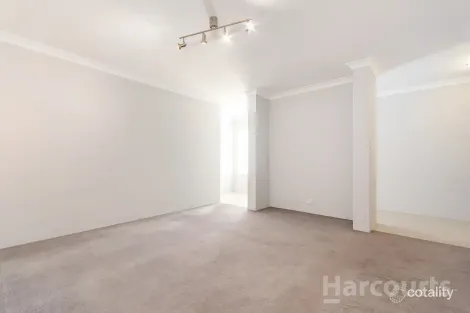 Property photo of 29B Messina Drive Sinagra WA 6065