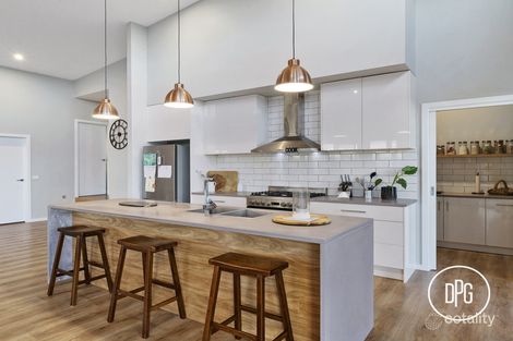 Property photo of 20 Dundas Court Mansfield VIC 3722