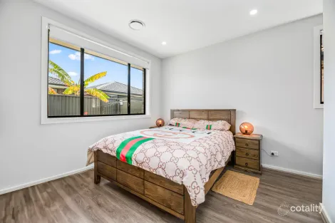 Property photo of 51 Salix Crescent Marsden Park NSW 2765