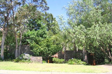 11 Peace Cres, Balgownie, NSW 2519