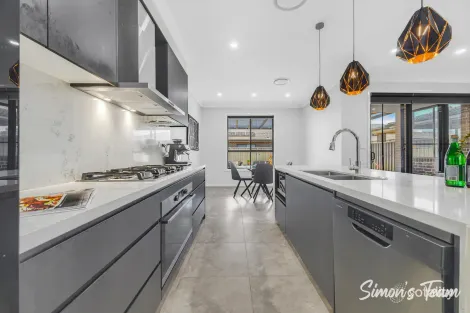 Property photo of 18 Mariner Avenue Nirimba Fields NSW 2763
