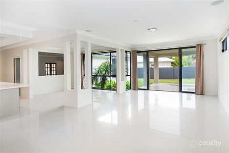 Property photo of 17 Iridium Drive Hope Island QLD 4212