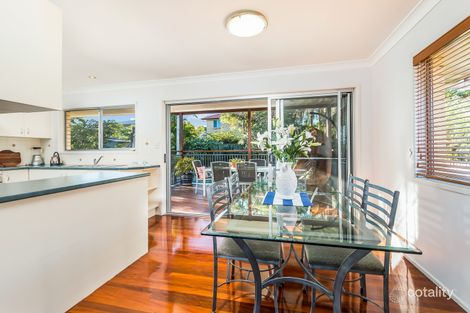 Property photo of 28 Mourilyan Mansfield QLD 4122