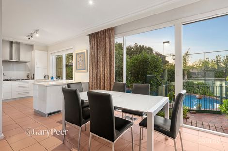 Property photo of 11 Linlithgow Avenue Caulfield North VIC 3161