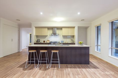 Property photo of 41 Fairbridge Road Point Cook VIC 3030