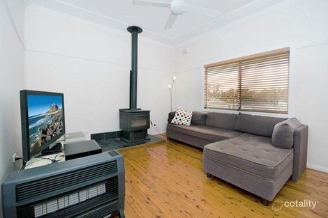 Property photo of 8 King Street Birmingham Gardens NSW 2287