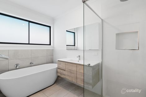 Property photo of 19 Como Avenue Emerald Beach NSW 2456