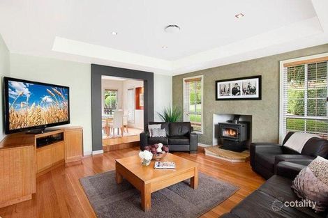 Property photo of 9 Milano Place Edensor Park NSW 2176
