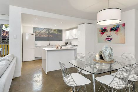 Property photo of 4/23 Waverley Road Taringa QLD 4068