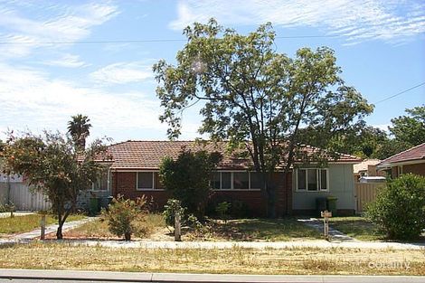 18 Redmond Rd, Hamilton Hill, WA 6163