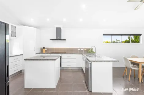 Property photo of 9 Cocoanut Point Drive Zilzie QLD 4710