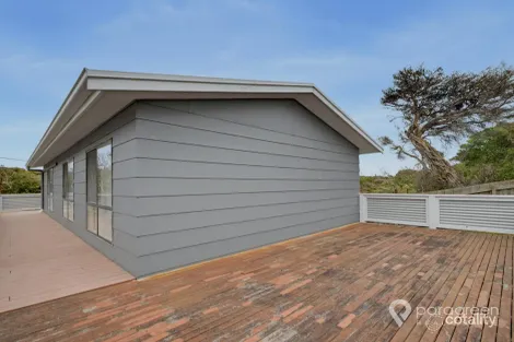 Property photo of 9 Beach Parade Sandy Point VIC 3959