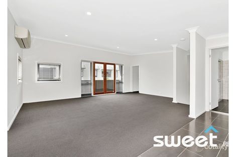 Property photo of 16 Greenbank Drive Blacktown NSW 2148