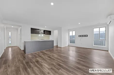 Property photo of 5 Hutton Road Werribee VIC 3030