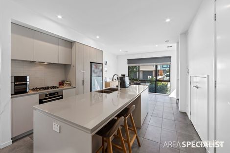 Property photo of 2 Montgomery Court St Albans VIC 3021