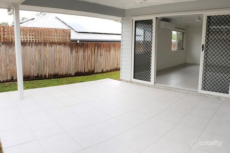 31 Foster Cct, Hillcrest, QLD 4118