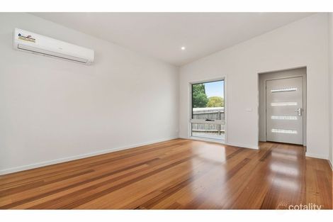 Property photo of 2/38 Heatherhill Road Frankston VIC 3199