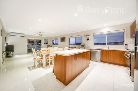 Property photo of 6 Kristan Court Drouin VIC 3818