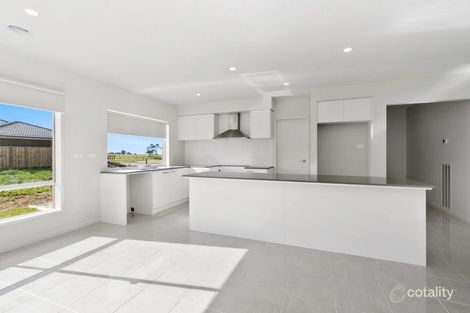 Property photo of 25 Silver Wattle Road Mount Duneed VIC 3217