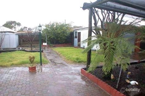 Property photo of 4 Harry Street Cranbourne VIC 3977
