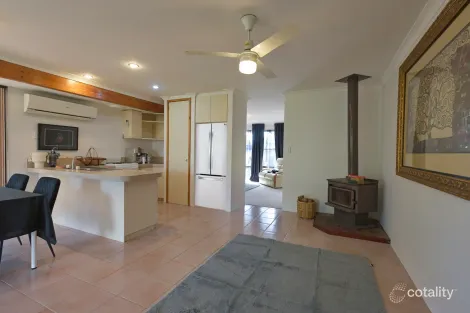 Property photo of 14 Richenda Court Marangaroo WA 6064