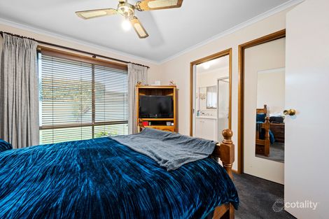 Property photo of 90 Mayfair Drive West Wodonga VIC 3690