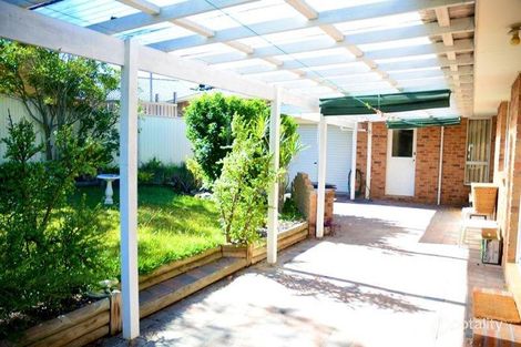 Property photo of 31 Bensley Close Lake Haven NSW 2263
