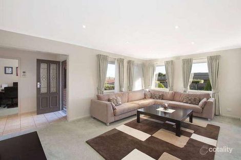 Property photo of 24 Maldon Crescent Doncaster East VIC 3109