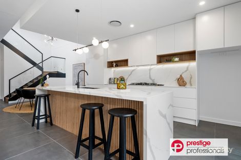 41b Brallos Ave, Holsworthy, NSW 2173