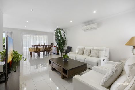 Property photo of 9/26 Hotham Drive Pacific Pines QLD 4211